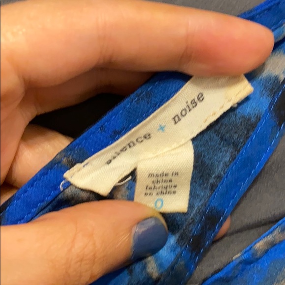 *Beautiful Blue Silk Dress* - Picture 4 of 8